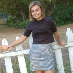 Meet your Posher, Sally